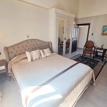 Sofia Boutique 3*